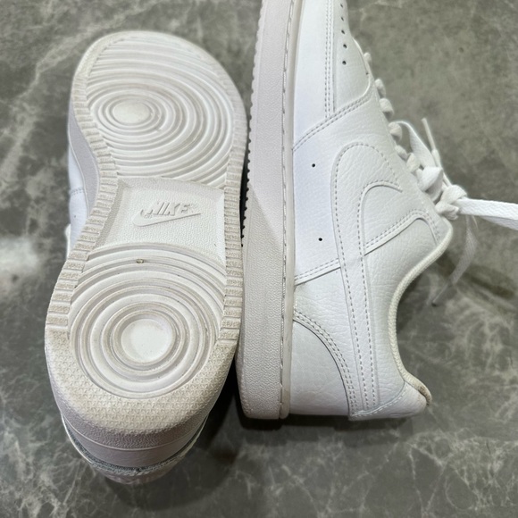 Nike Court Vision Low Triple White W SZ 9 - Picture 3 of 6